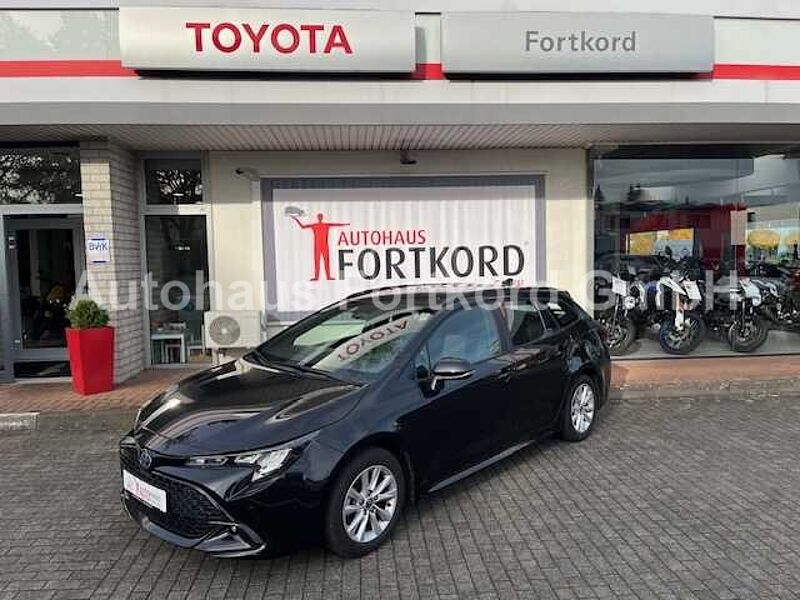 Toyota Corolla Touring Sports 1.8 Hybrid - LED, NAVI, SZ, KeyLess