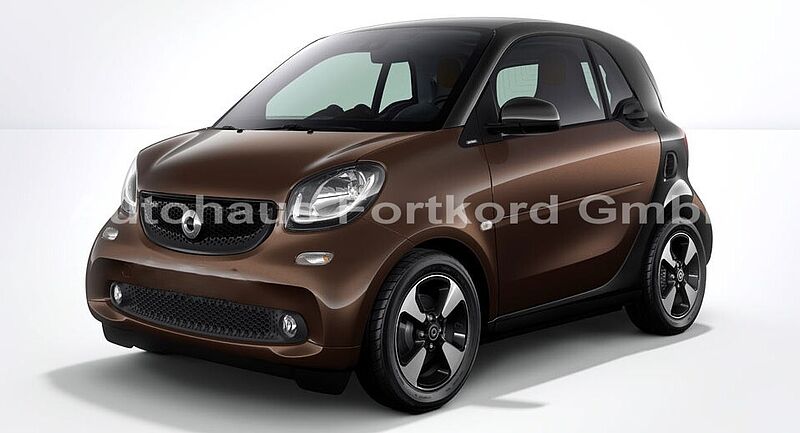 Smart ForTwo PERFECT - Pano. , Navi, SHZ, Kam. .. .