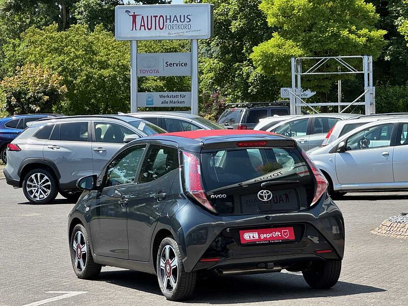 Toyota Aygo 5-Türer x-wave - Faltdach, Navi, AHK, LED, SZ, Klima