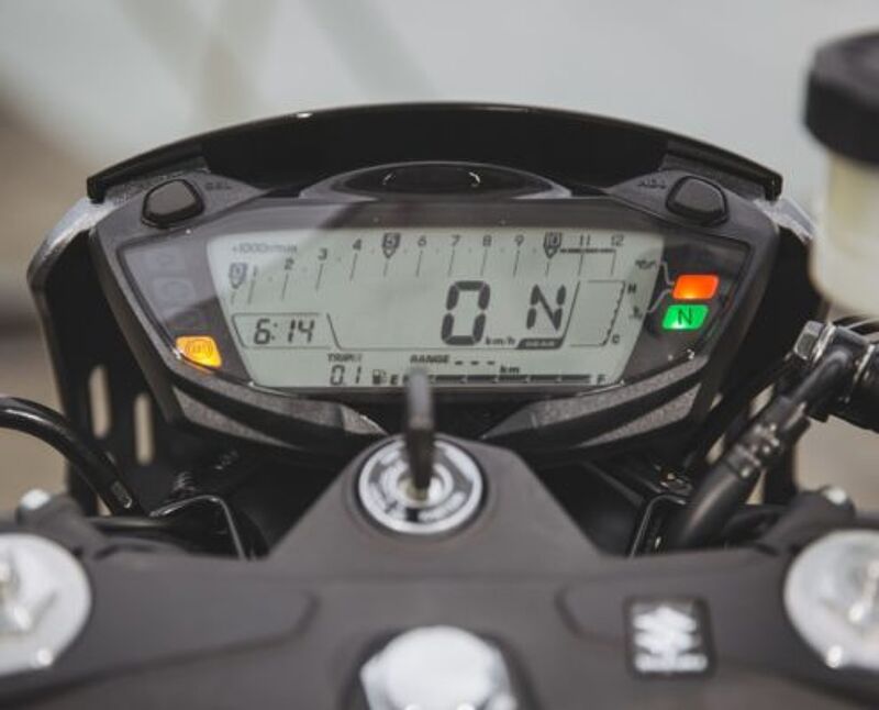 Suzuki SV650 Naked B. - Modell 25 -