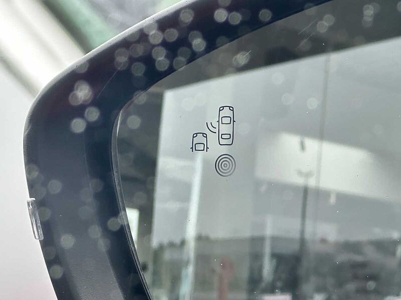 Peugeot 2008 1.2 PureTech GT - NAVI, LED, PDC, SH