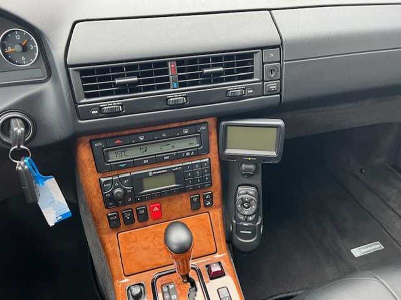 Mercedes-Benz SL 320 ähnl. F. -Edition - excellenter Pflegezustand