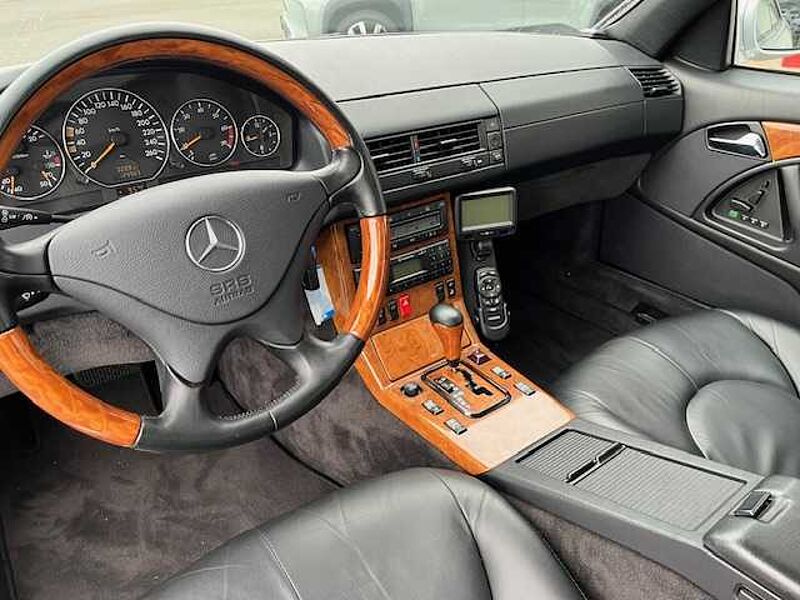 Mercedes-Benz SL 320 ähnl. F. -Edition - excellenter Pflegezustand