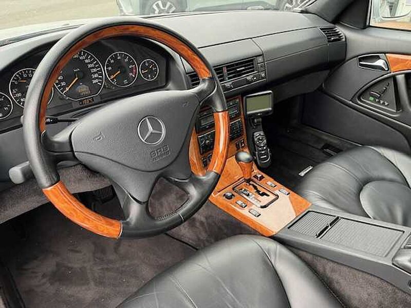 Mercedes-Benz SL 320 ähnl. F. -Edition - excellenter Pflegezustand