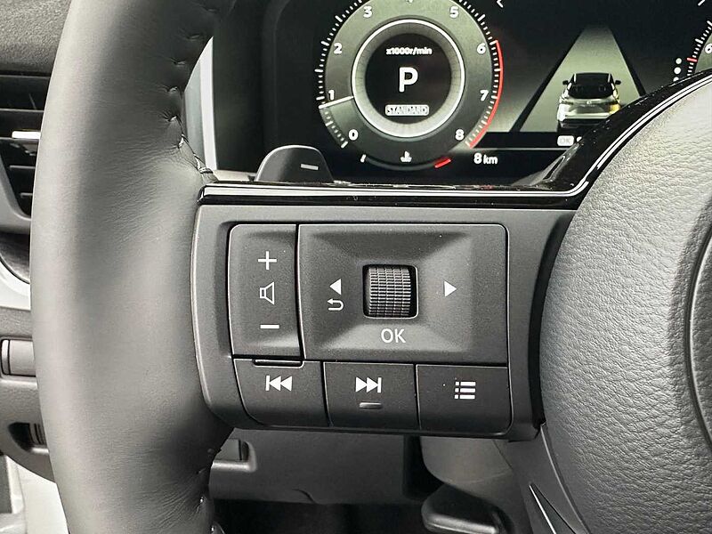 Nissan Qashqai 1.3 DIG-T MHEV Tekna+ XTronic - Pano, Bose, 20'