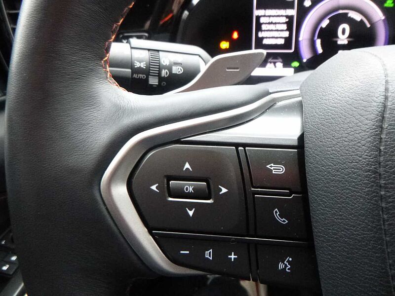 Lexus NX450h+ 4x4 Business - Navi, PDC, Leder, TW, SZ