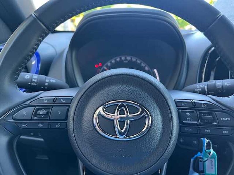 Toyota Aygo X Pulse Automatik - Navi, SZ, BT, Alu