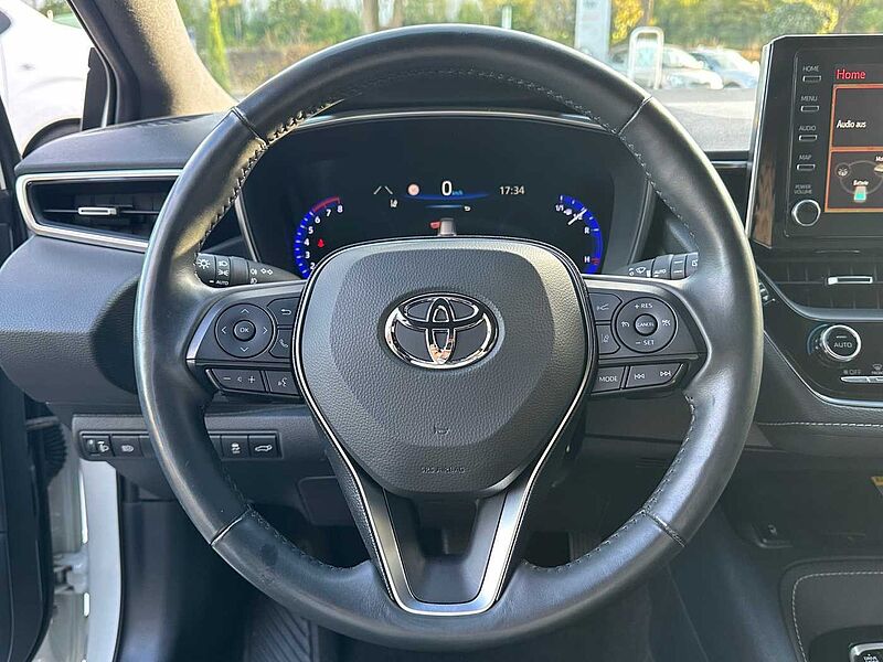 Toyota Corolla Touring Sports 2.0 Hybrid - Style - Navi, LED, HUD, PDC