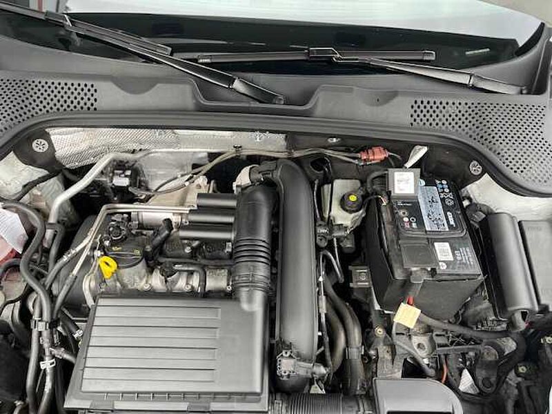 Volkswagen The Beetle Cabriolet 1.4 TSI Sound - Navi, PDC, Alu, Bi-Xenon,  SZ