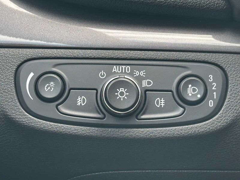 Opel Mokka X 1.4 Automatik Innovation - Navi, SZ, LED, PDC