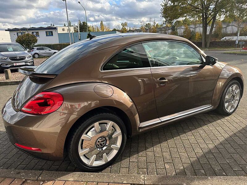 Volkswagen Beetle Diesel 2.0 TDI - Design - DSG, Navi, Xenon, SZ, PDC