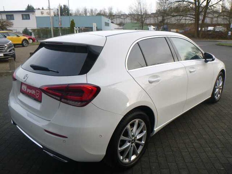 Mercedes-Benz A 200 - Navi, PDC, SHZ, Mult. B.-LED, Alu