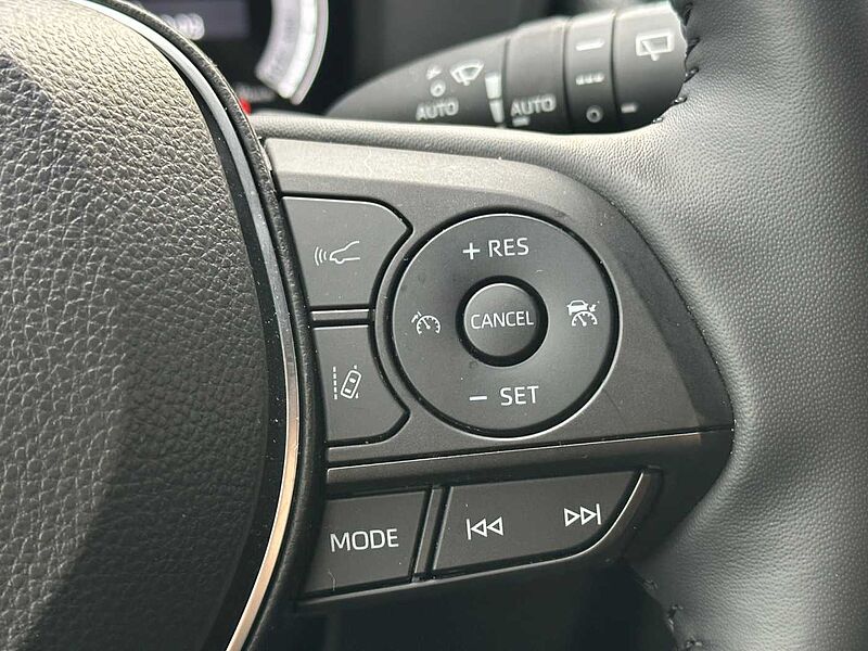 Toyota RAV4 Hyb. Style 4x2 - LED, Navi, JBL, PDC+360° - MY25