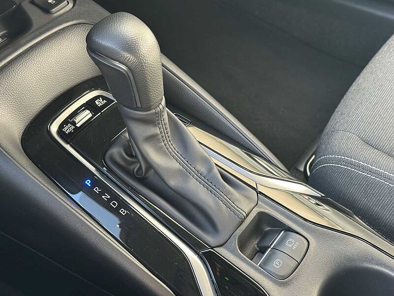 Toyota Corolla TS - 1.8 Hybrid - LED, NAVI, SZ, KeyLess