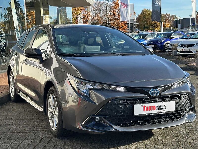Toyota Corolla TS - 1.8 Hybrid - LED, NAVI, SZ, KeyLess