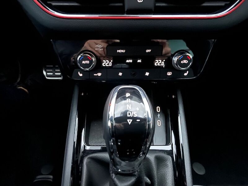 SKODA Scala 1.5 TSI DSG Monte Carlo - Navi, Pano, LED, SZ