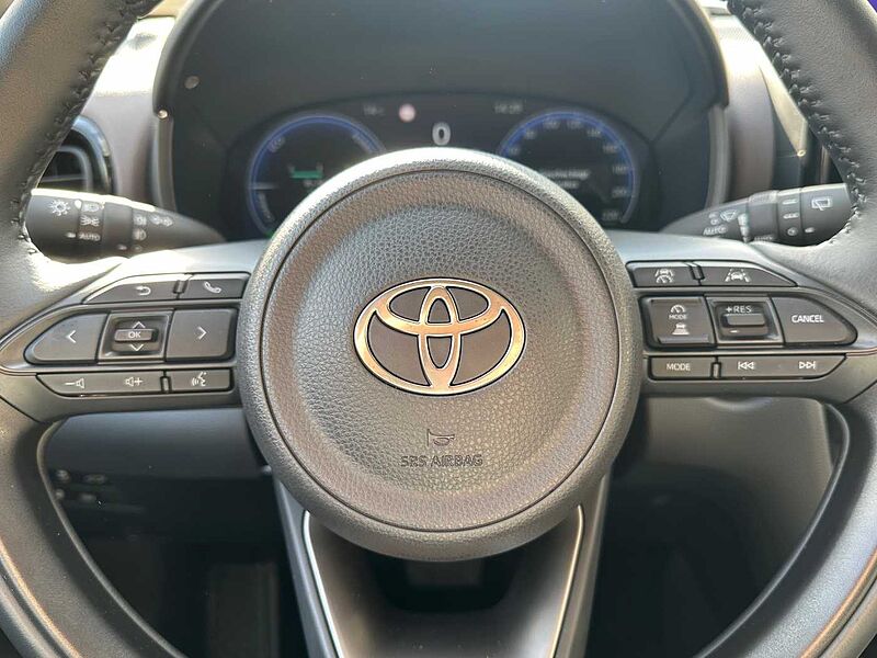 Toyota Yaris Cross 1.5 Hybrid Style Plus - JBL, NAVI, LED, PDC, SH