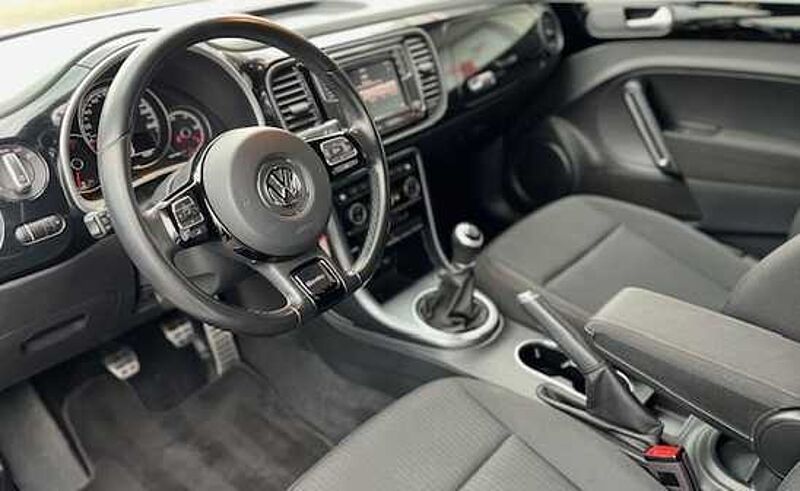 Volkswagen New Beetle Cabriolet 1.4 TSI Sound - Navi, PDC, Alu, Bi-Xenon, SZ