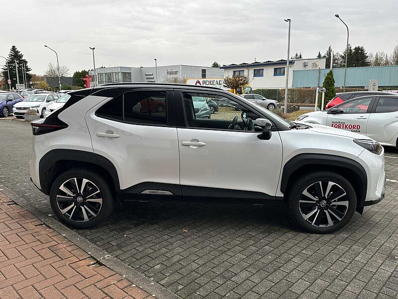 Toyota Yaris Cross 1.5 Hybrid Adventure - Navi, LED, SHZ, HUD