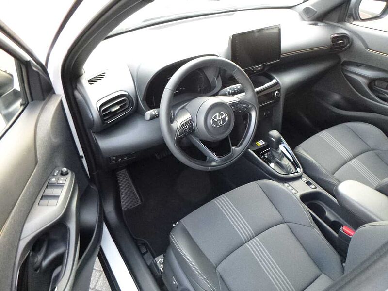 Toyota Yaris Cross 1.5 Hybrid Adventure - Navi, LED, SHZ, HUD