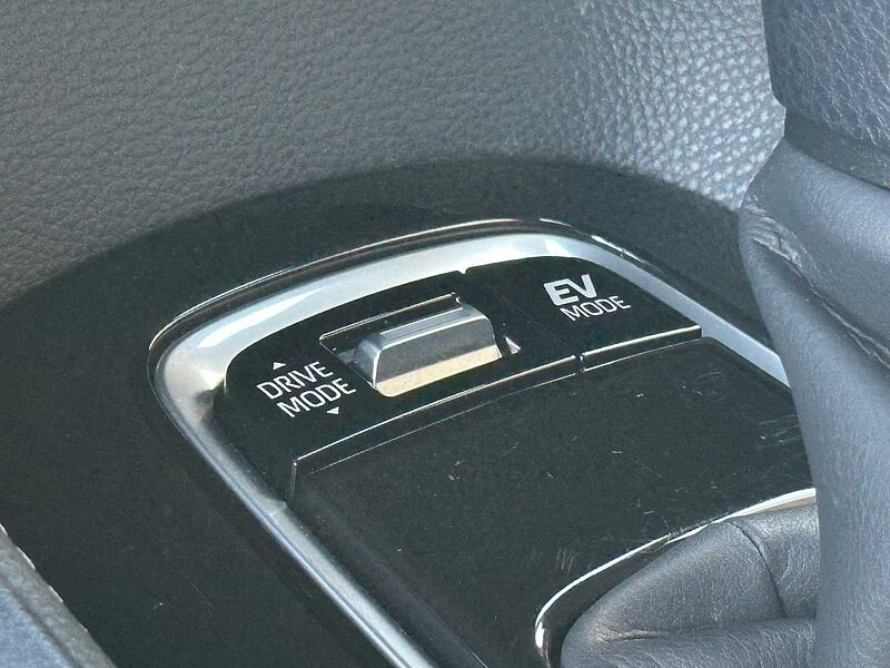 Toyota Corolla 2.0 Hybrid - Style - Navi, LED, HUD, PDC