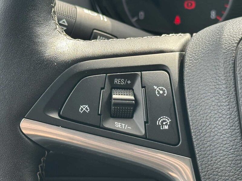 Opel Mokka X 1.4 Automatik Innovation - Navi, SZ, LED, PDC