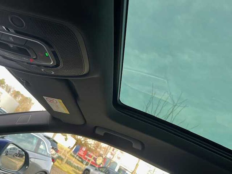 Audi SQ8 TFSI quattro - LED, 22', Pano, AHK, SZ