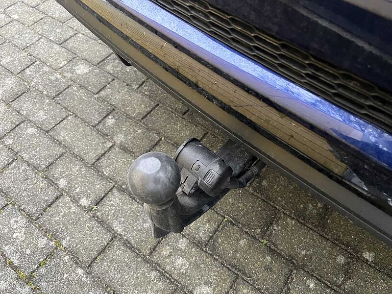 Audi SQ8 TFSI quattro - LED, 22', Pano, AHK, SZ