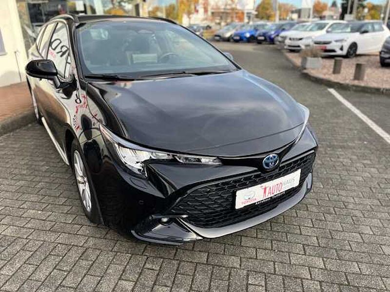 Toyota Corolla Touring Sports 1.8 Hybrid - LED, NAVI, SZ, KeyLess