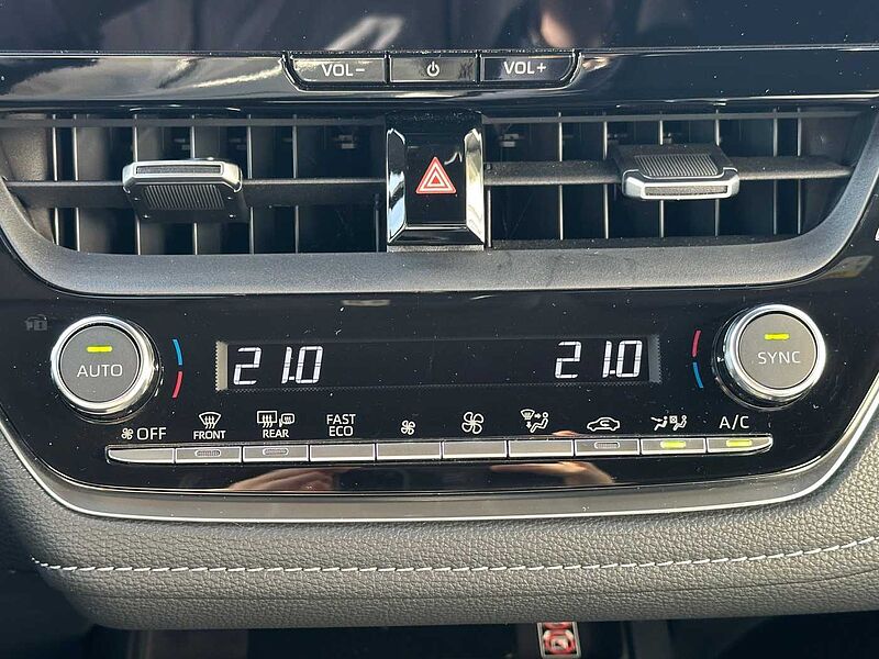 Toyota Corolla Touring Sports 1.8 Hybrid - LED, NAVI, SZ, KeyLess