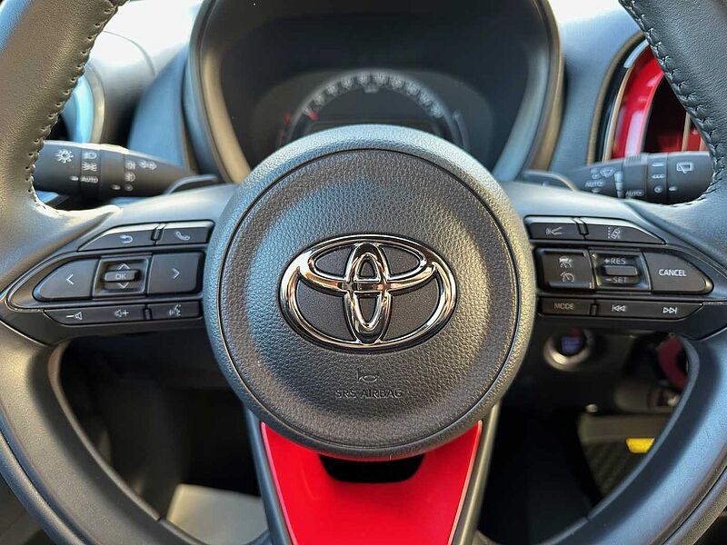 Toyota Aygo X Undercover - JBL, LED, Navi, SZ, PDC, Alu