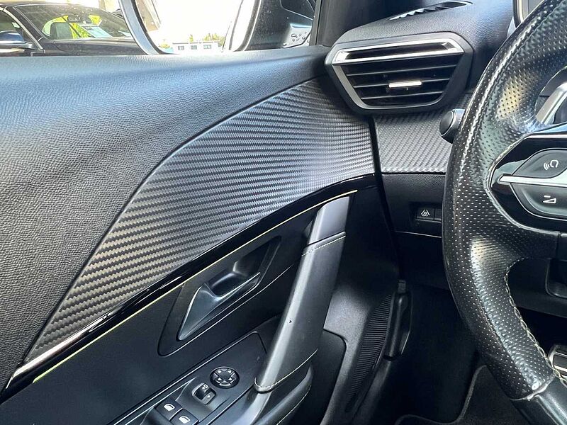 Peugeot 208 PureTech 1.2 GT Automatik - Navi, LED, PDC