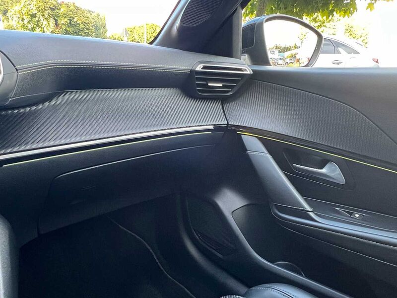 Peugeot 208 PureTech 1.2 GT Automatik - Navi, LED, PDC