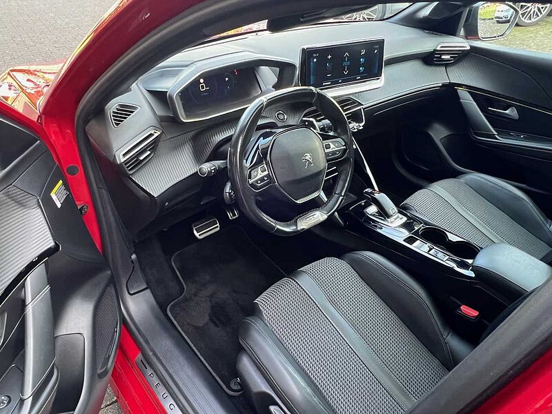 Peugeot 208 PureTech 1.2 GT Automatik - Navi, LED, PDC