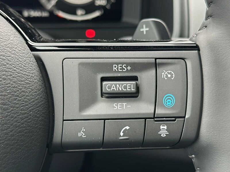 Nissan Qashqai 1.3 MHEV Tekna Plus + Xtronic - Facelift Pano, Bose, 20'