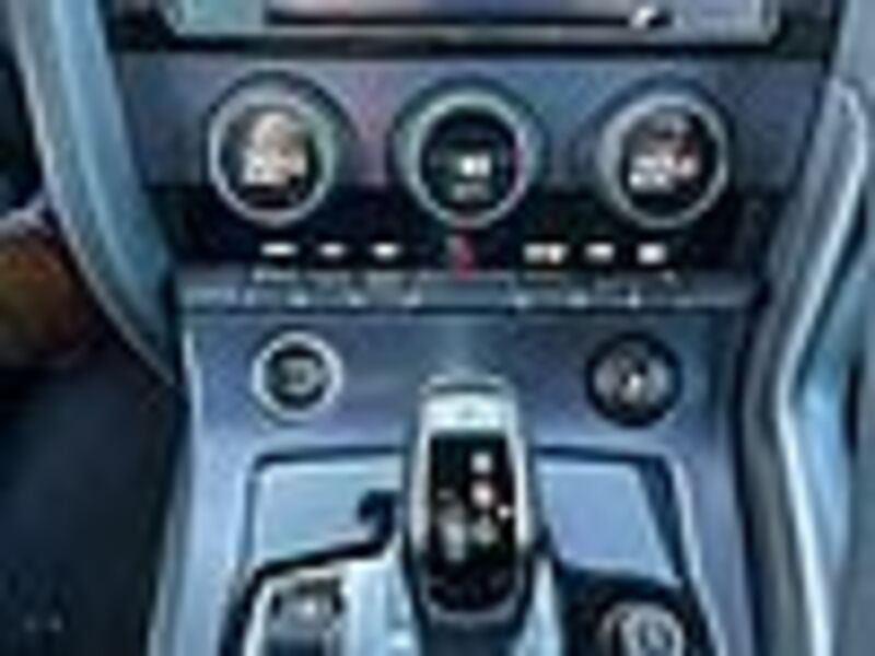 Jaguar F-Type Coupe Automatik - Navi, PDC, Bi-Xenon