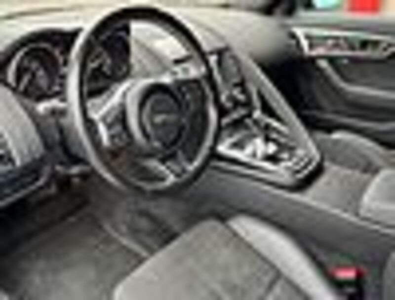 Jaguar F-Type Coupe Automatik - Navi, PDC, Bi-Xenon