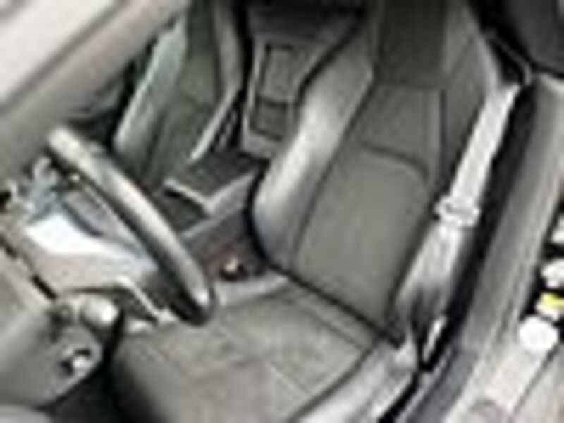 Jaguar F-Type Coupe Automatik - Navi, PDC, Bi-Xenon