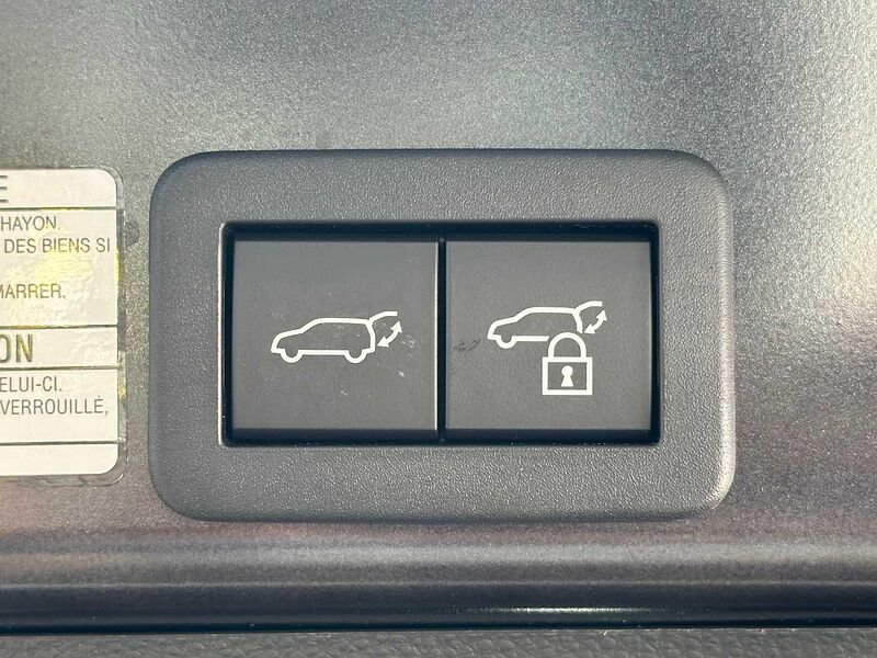 Toyota Yaris Cross 1.5 Hybrid Style Plus - JBL, NAVI, LED, PDC, SH