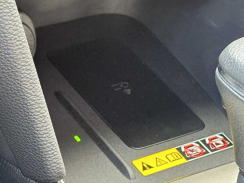 Toyota Yaris Cross 1.5 Hybrid Style Plus - JBL, NAVI, LED, PDC, SH