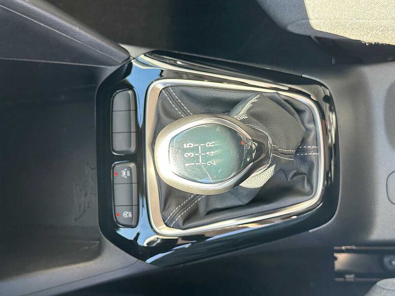 Opel Corsa 1.2 - BT, LED, SHZ, Klima .. . wenig KM