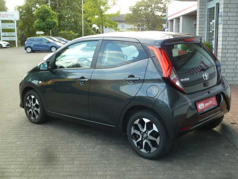 Toyota Aygo X - Team Deutschland - Navi, LED, Klima