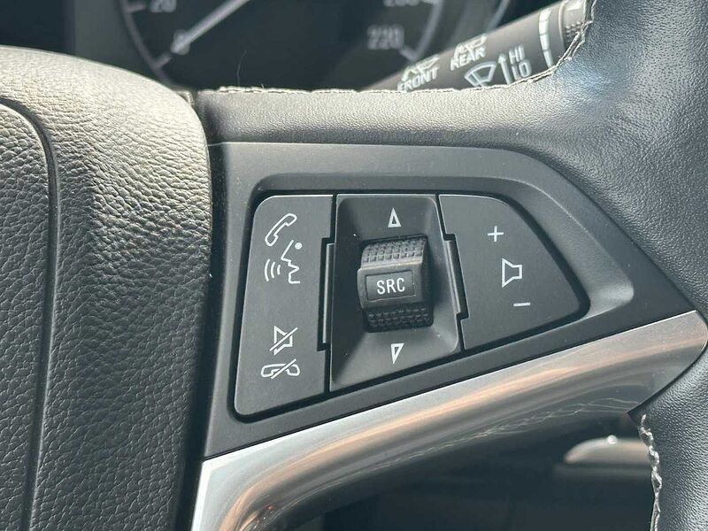 Opel Mokka X 1.4 Automatik Innovation - Navi, SZ, LED, PDC