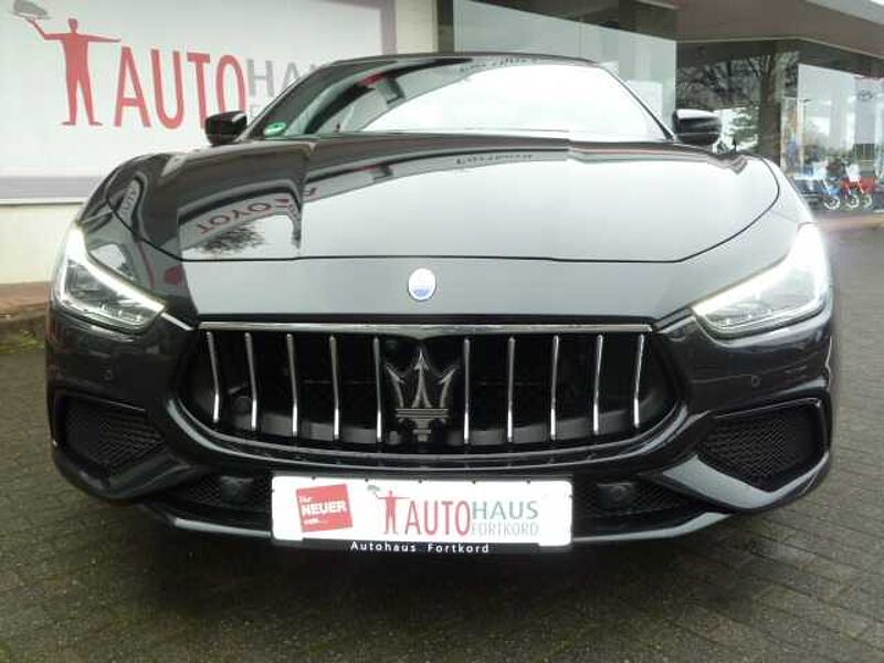 Maserati Ghibli S Q4 GranSport  - Kamera, LED, 20' Zoll, Navi