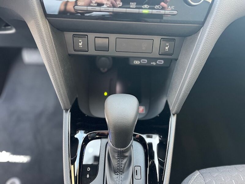 Toyota Yaris Cross Hybrid 1.5 VVT-i Style - LED, Navi, PDC, SZ, Alu