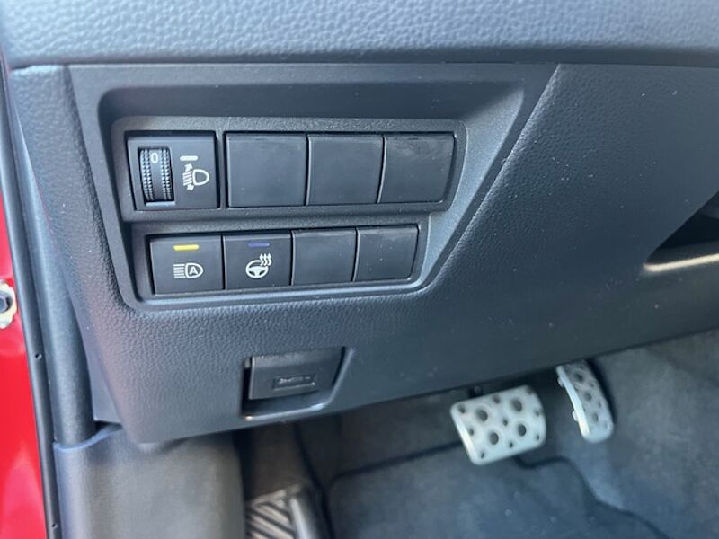 Toyota Yaris Hybrid 1.5 GR SPORT - Navi, JBL, HuD, PDC, SZ