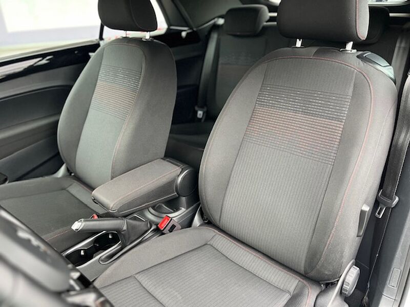 Volkswagen New Beetle Cabriolet 1.4 TSI Sound - Navi, PDC, Alu, Bi-Xenon, SZ