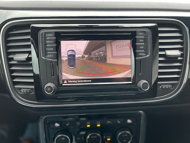 Volkswagen New Beetle Cabriolet 1.4 TSI Sound - Navi, PDC, Alu, Bi-Xenon, SZ