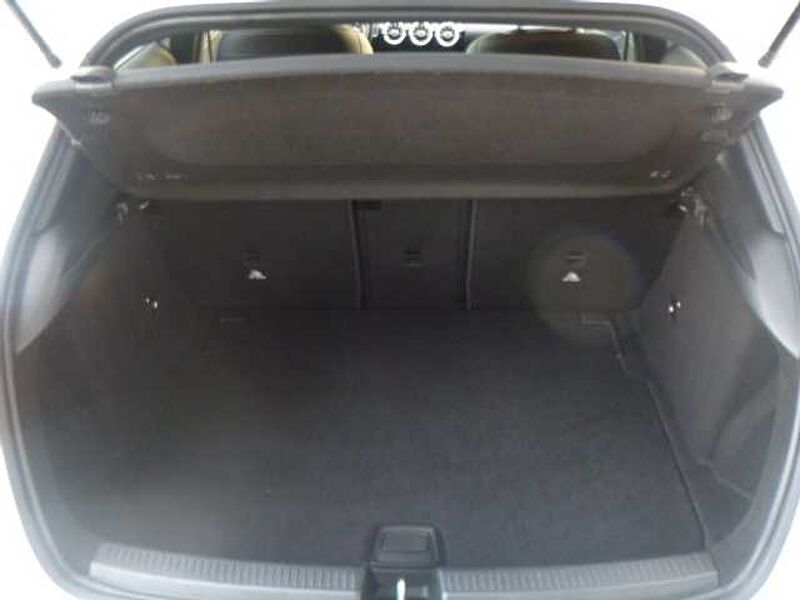 Mercedes-Benz A 200 - Navi, PDC, SHZ, Mult. B.-LED, Alu