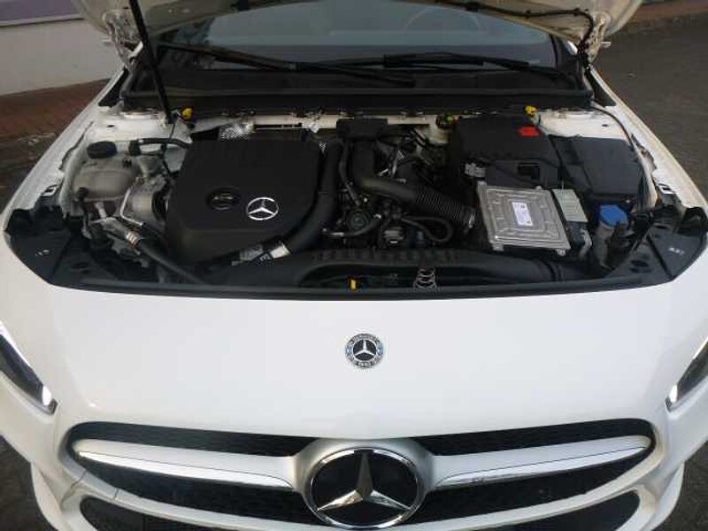 Mercedes-Benz A 200 - Navi, PDC, SHZ, Mult. B.-LED, Alu